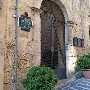 Antica Dimora Historic Building Bed and breakfast